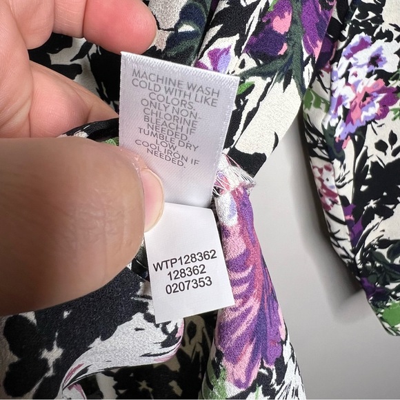 J Jill Relaxed Shirttail Blouse Oat Floral button Down Shirt Pocket XL - Picture 11 of 12